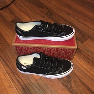 Vans strap ons with original box